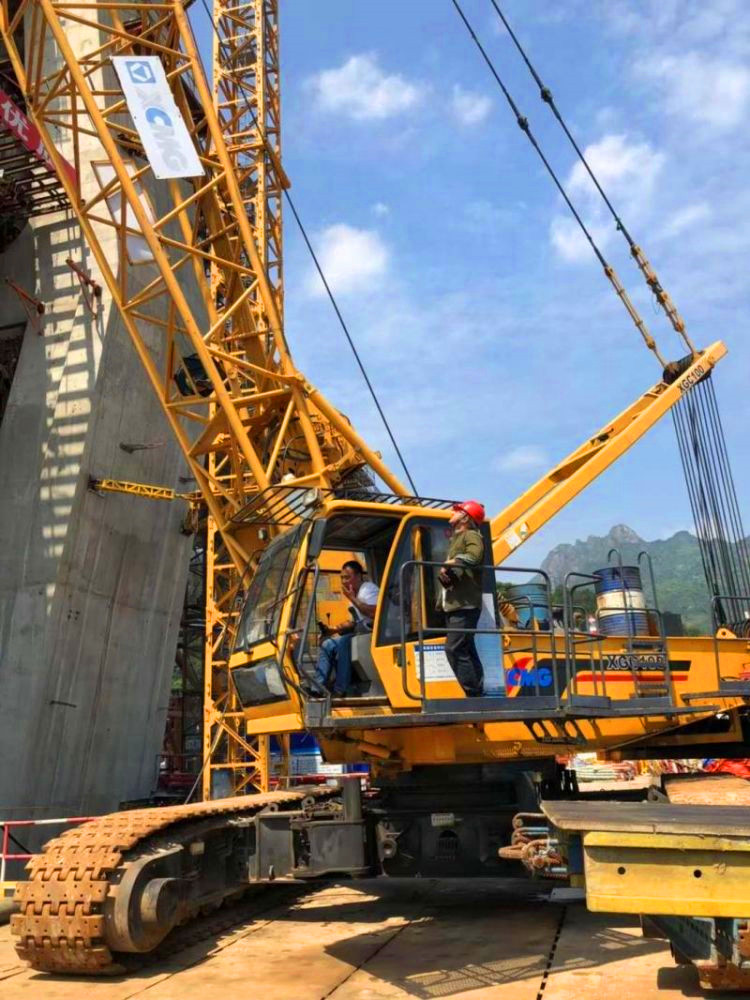 XCMG official 260 ton XGC260 crawler crane boom lift machine for construction hot sale